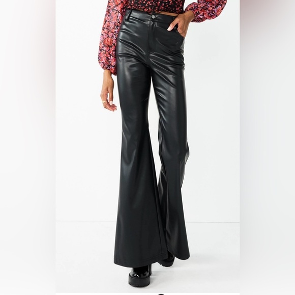 SO Pants - 🖤Juniors' SO® Flare Faux-Leather Pants SZ 9 -NWT🖤